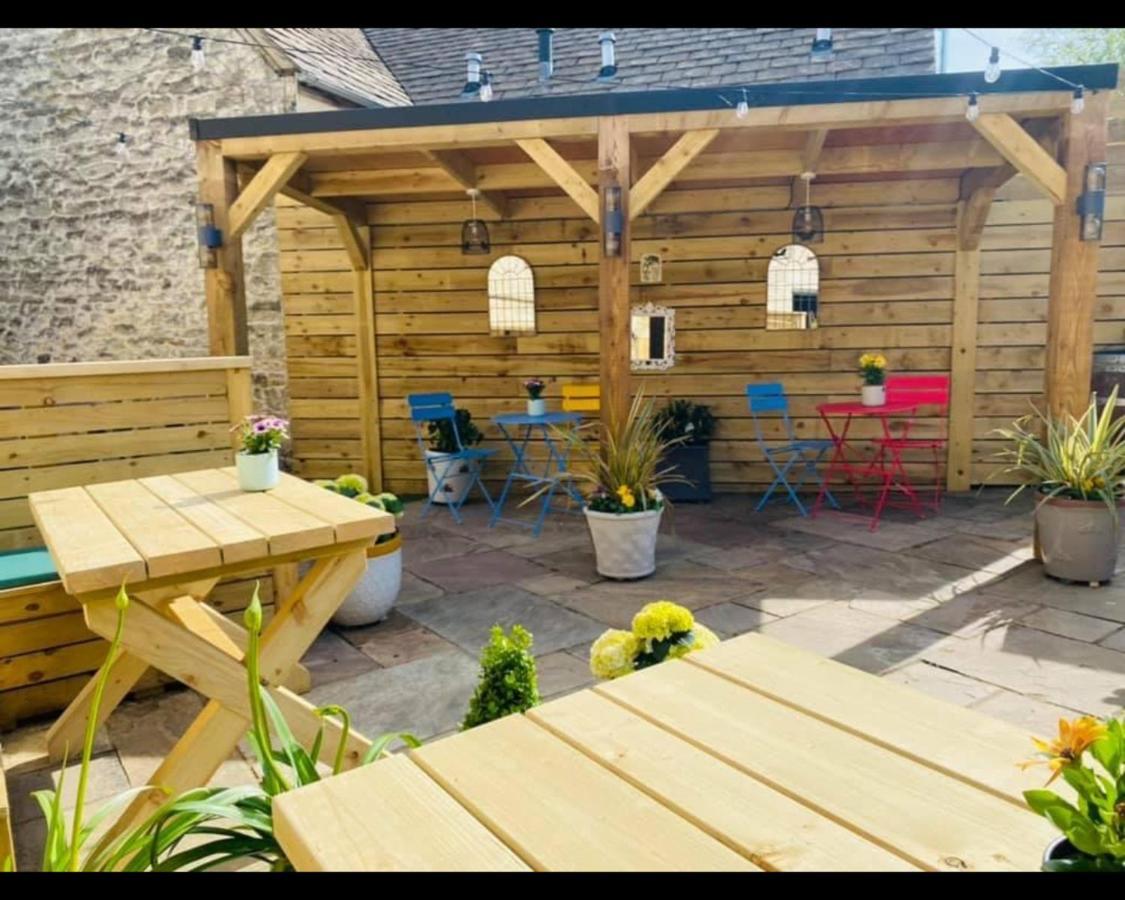 Nympsfield The Rose & Crown Farmhouse Kitchen מראה חיצוני תמונה