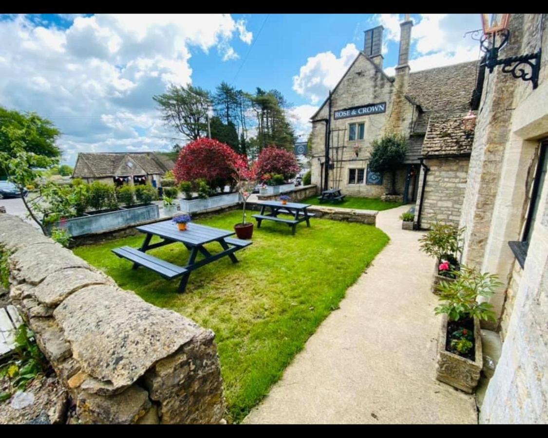 Nympsfield The Rose & Crown Farmhouse Kitchen מראה חיצוני תמונה
